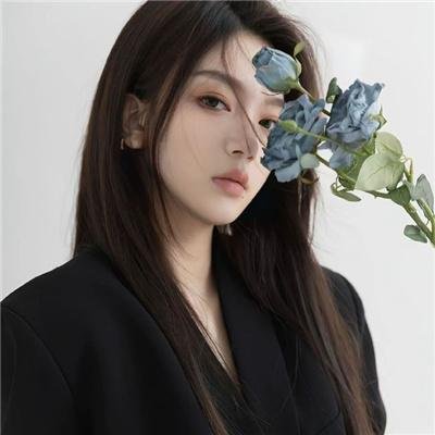 金发奇女